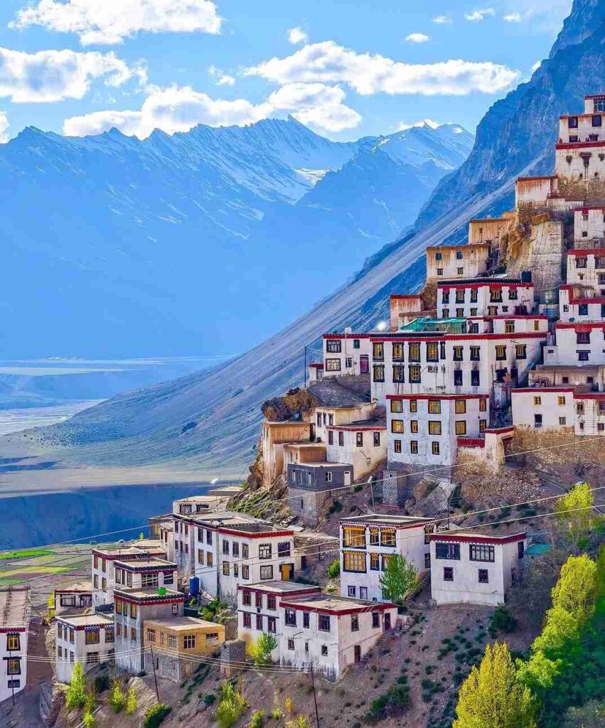 Spiti Valley tour with dramatic cliffs, winding roads, and high-altitude beauty