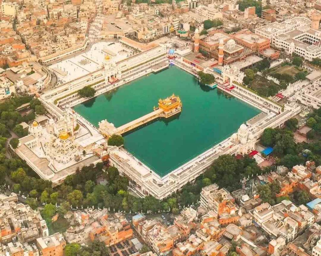 Best Places to Visit in India 9