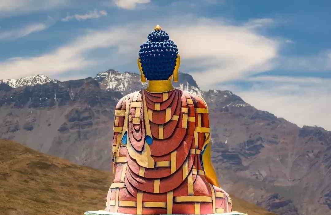 Spiti Valley tour from Kolkata featuring snow-capped Himalayan mountains and high-altitude landscapes in Himachal Pradesh.