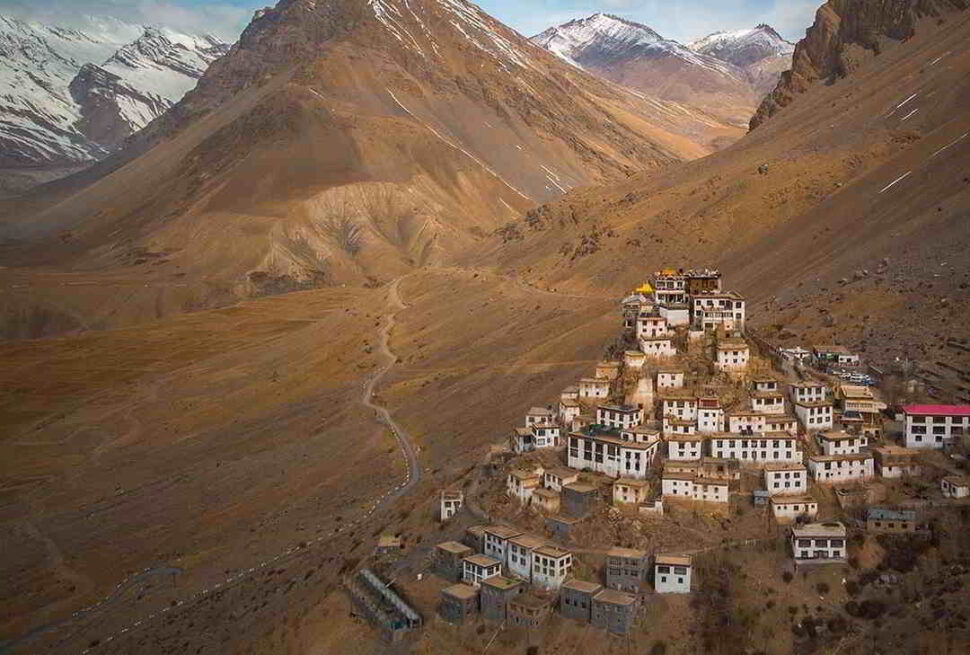 Spiti Valley Tour Guide with top attractions, routes, and travel tips