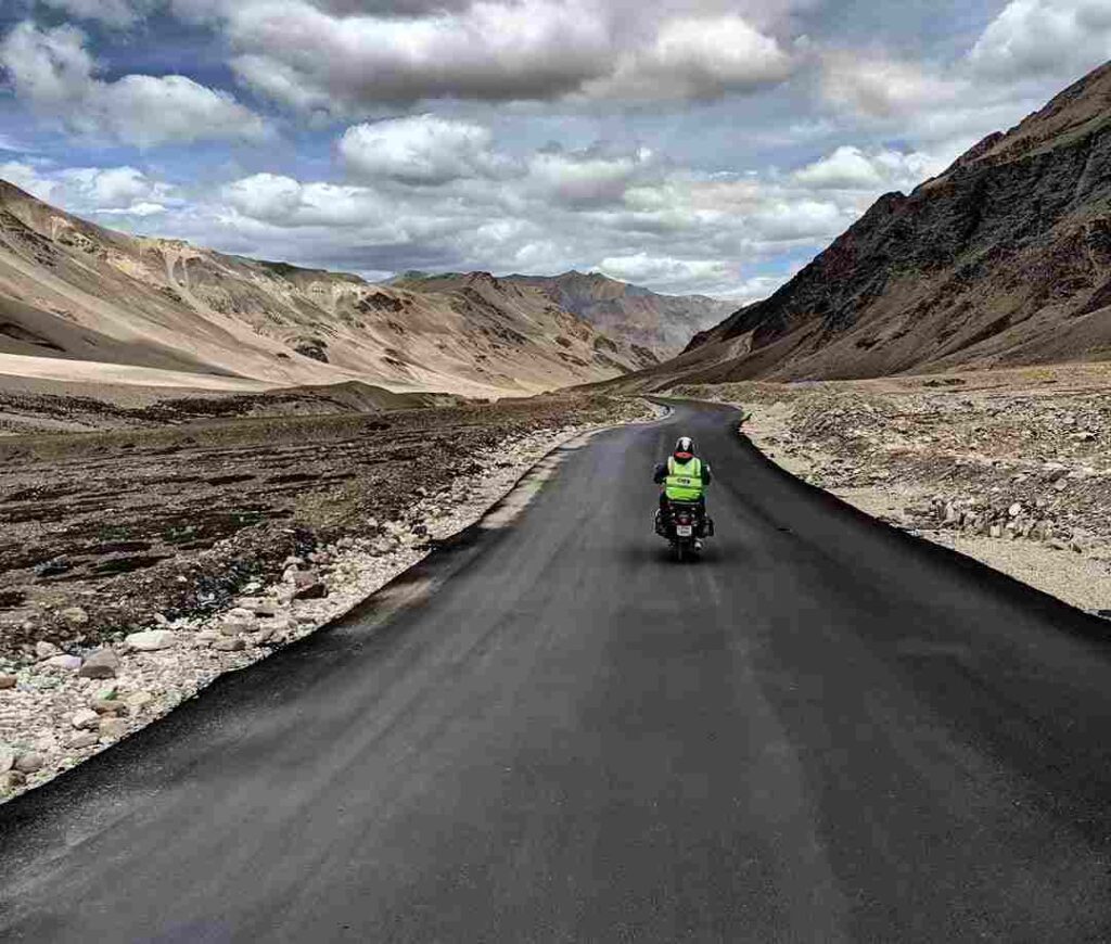 motor biking leh ladakh
